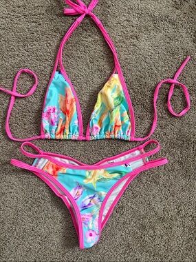 Two-Piece Floral Bikini Swim Set in Turquoise and Pink